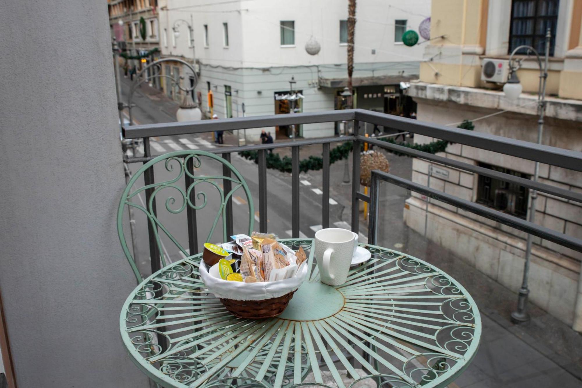 Calypsosuite Salerno Exterior photo